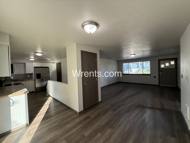 Photo - Valley 3 bed 1.5 bath