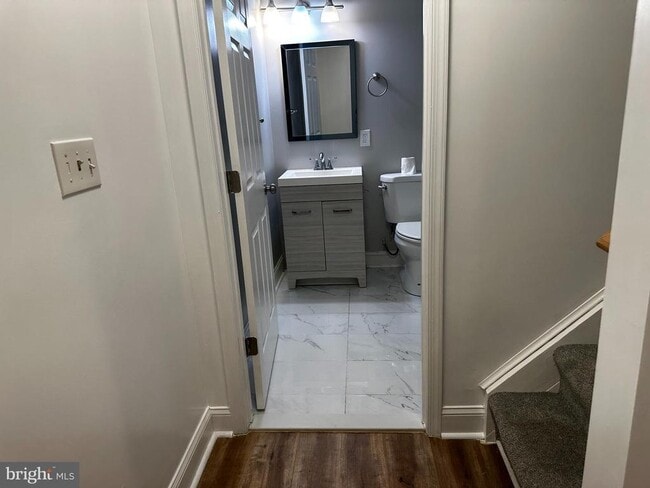 Building Photo - 6723 Averett Ct