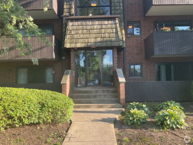 Building Photo - 484 Timber Ridge Dr Rental