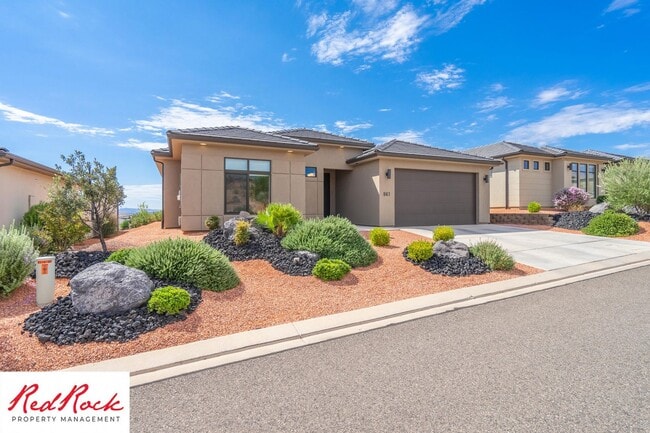 Building Photo - Modern 3 Bedroom Single-Level Home in Vill...