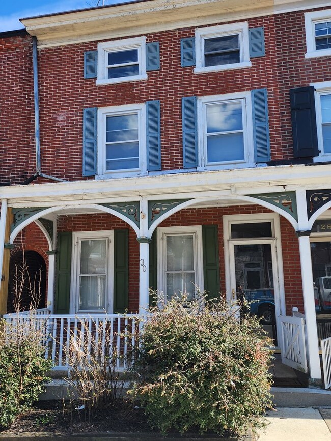 Photo - West Chester Historic Townhome - 4 bedrooms, 1 bath