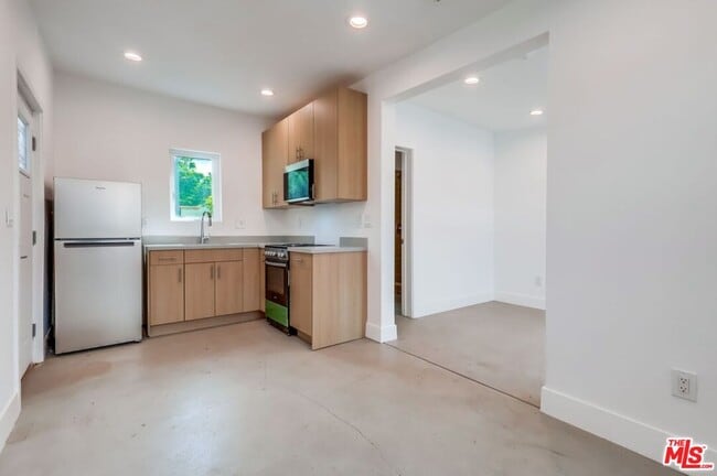 Photo - 1151 S Highland Ave