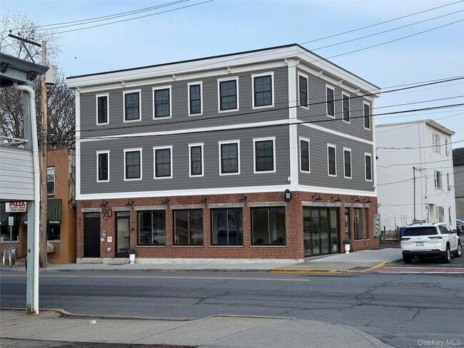 Building Photo - 90 Greenwich Ave Unit 201