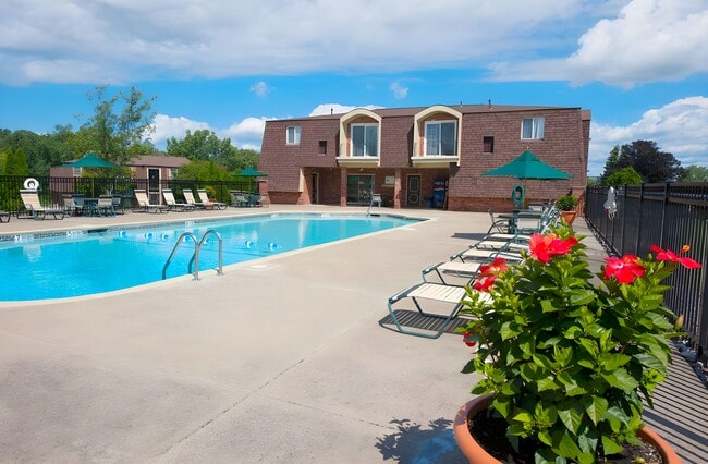 Photo - Regency Court