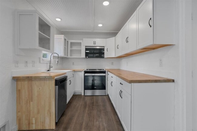 Photo - 1216 Jones St