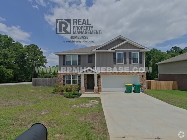 Building Photo - Spacious 5-Bedroom Home with Bonus Living ...