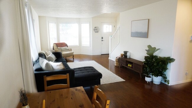 Photo - 4398 Northside Dr NE