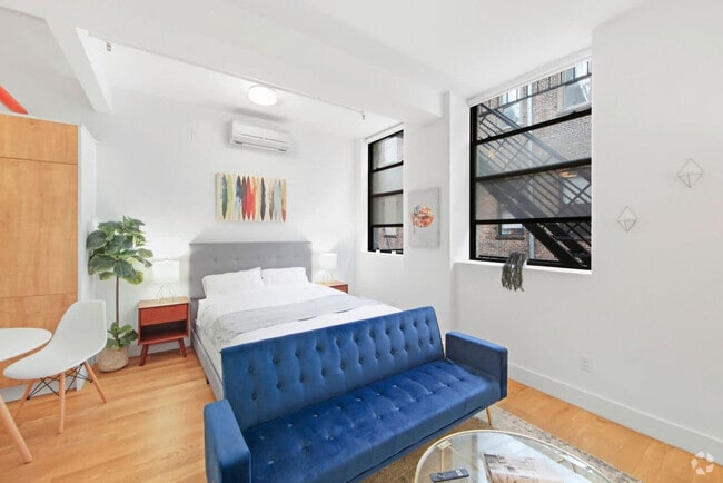 Building Photo - 519 W 45th St Rental
