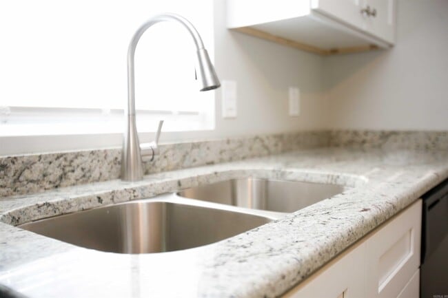 Photo - 514 Pollock St