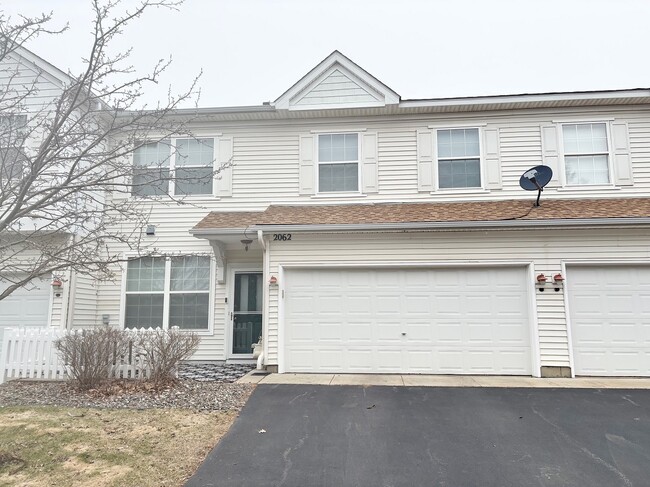 Photo - 2062 Waterleaf Ln W Townhome