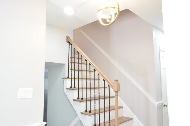 Photo - 661 Mt Lucas Rd