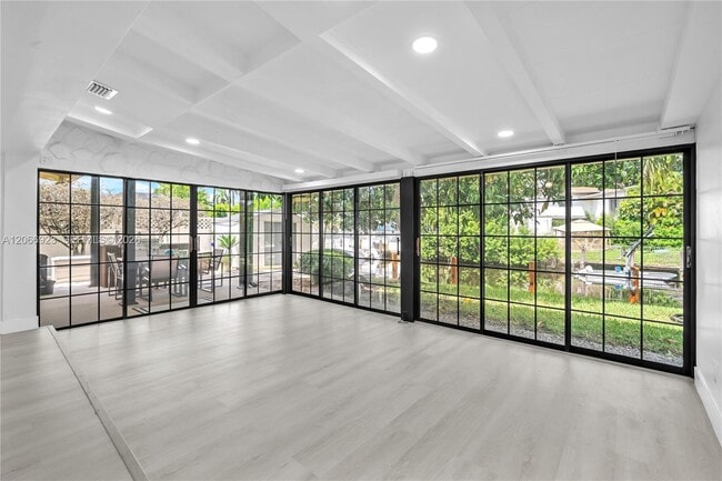 Photo - 2555 Nassau Ln