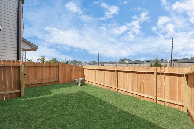 Photo - 1006 Moon Drop Ln