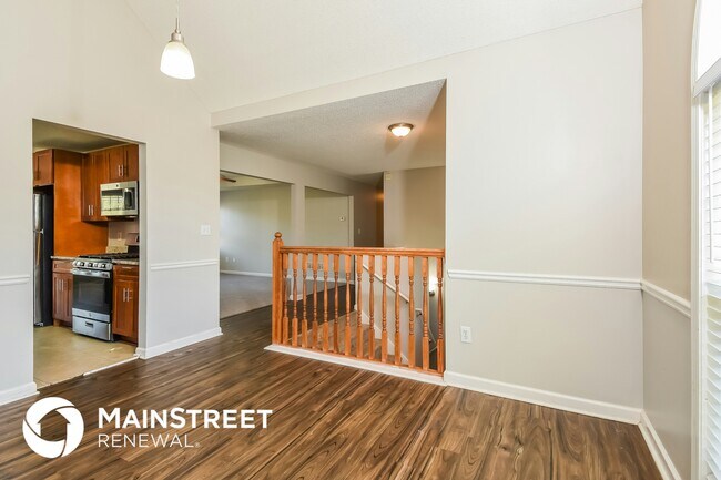 Photo - 5752 Graceland Dr SW