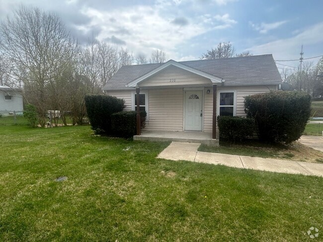Building Photo - Newly updated home in Radcliff, KY!