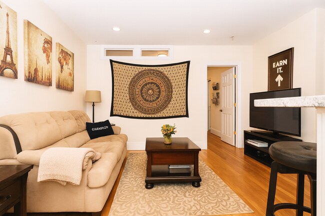 Photo - 60 Egmont St Unit 4B