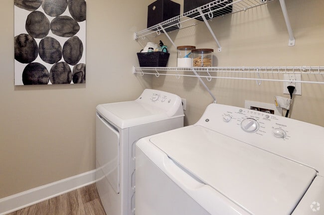 2BA, 2BA - 1089 SF