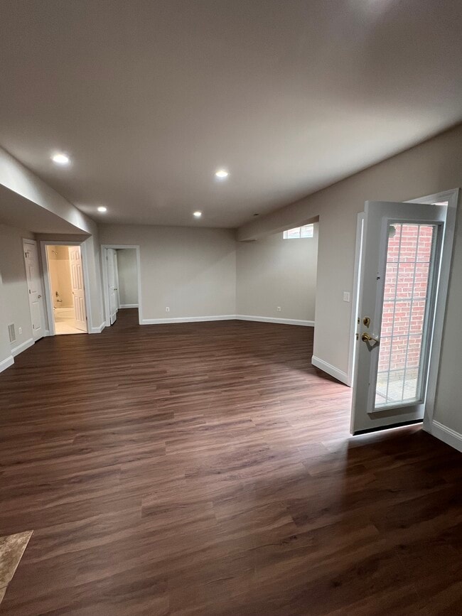 Photo - 9526 Parsonage Ln