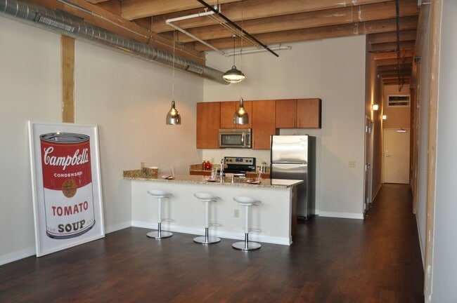 Photo - Chicago Street Lofts