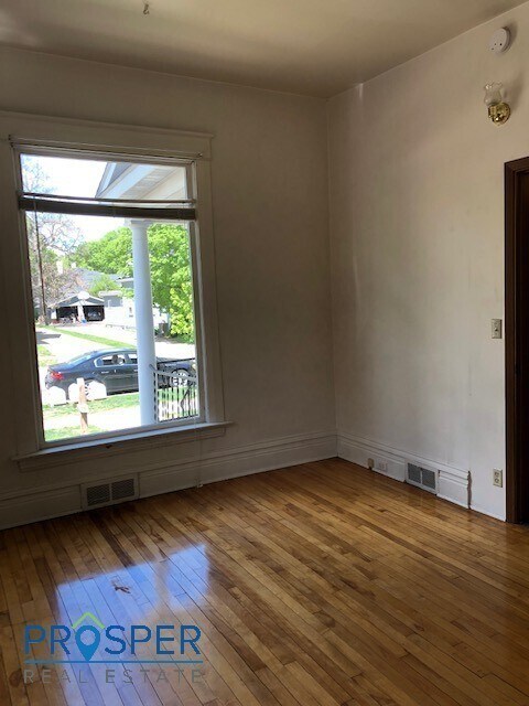 457 Summit Ave Unit SU457X-01