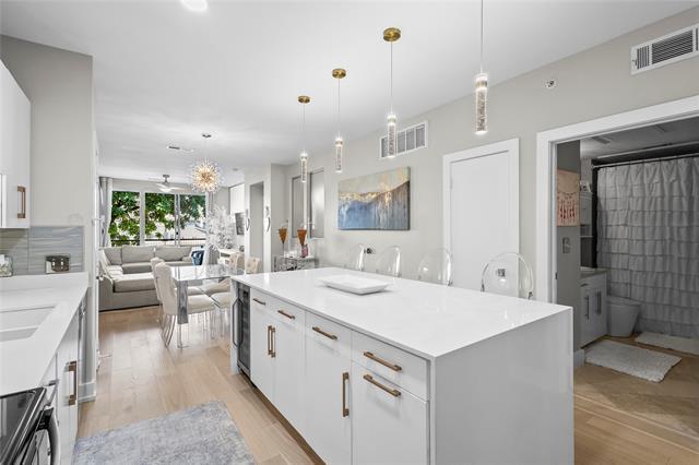 Photo - 4333 Gilbert Ave Unit 218