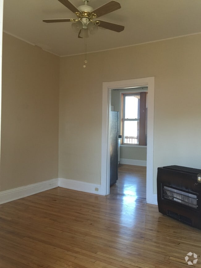 Building Photo - 2251 S California Ave Unit 3R Rental