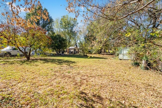 Photo - 1621 N Hillcrest Ave