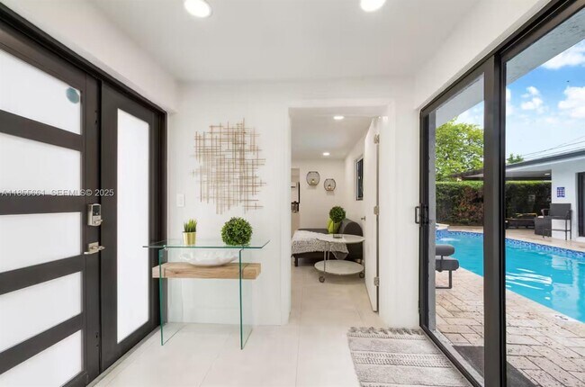 Photo - 9426 Caribbean Blvd