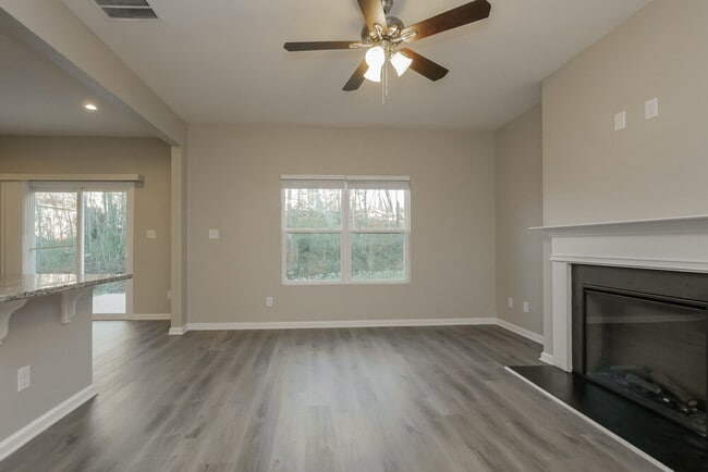 Photo - 100 Fairview Dr