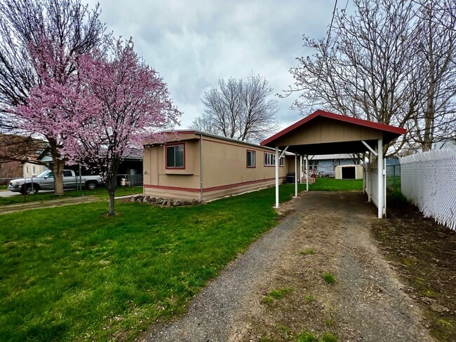 Photo - Newly Remodeled 3-Bedroom on Fully-Fenced Lot