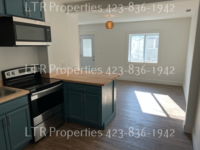 Photo - SIx Unit (1410 E 5th) Unit 3