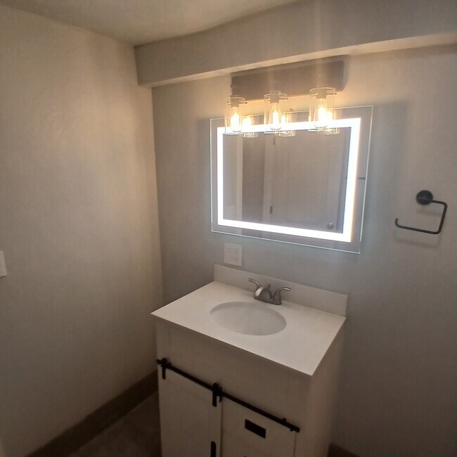 Bathroom - 2284 S 900 E Unit 2286b