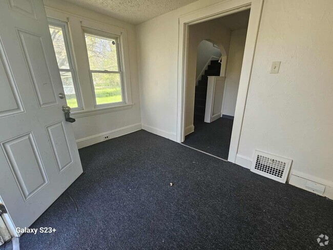 Building Photo - 669 Inman St Unit 669 Inman St A Rental