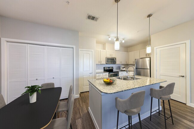 Photo - Limited-Time Savings on Stylish Living! Unidad HAC1