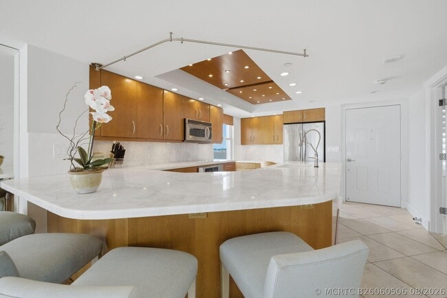 Building Photo - 3901 S Flagler Dr Unit 1104