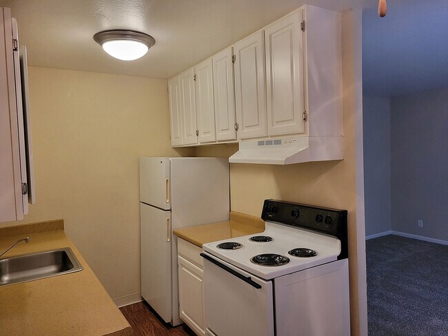 Photo - Patton Apartments