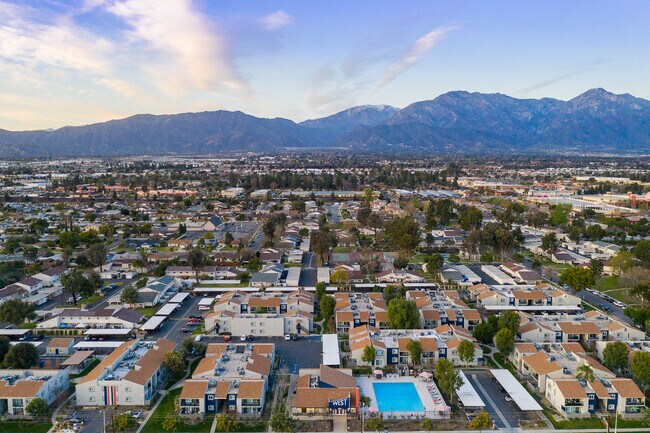 West Fifth Apartments