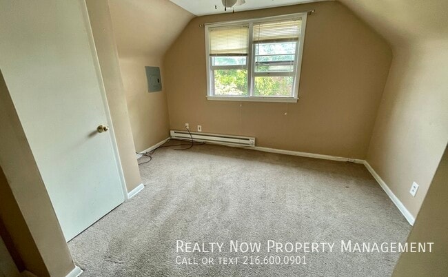 Photo - 1647 Hillcrest Rd Unidad 1647 Hillcrest 3