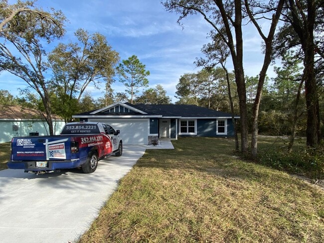 Building Photo - Custom Home - Desirable Citrus Springs Neighborhood 3/2/2 **Won't Last**
