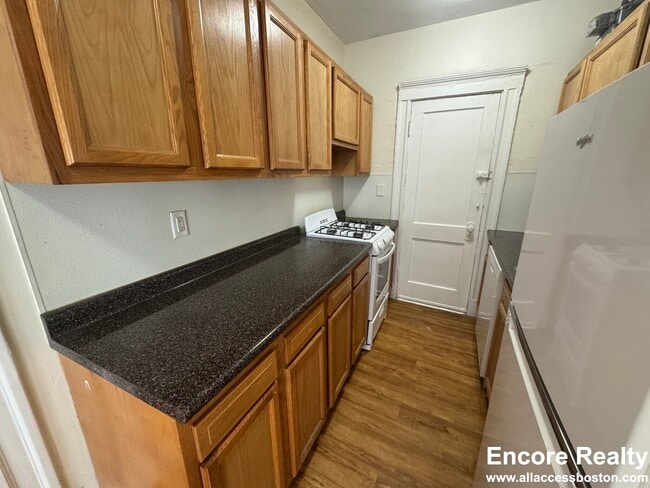 Photo - 1171 Boylston St Unidad 37