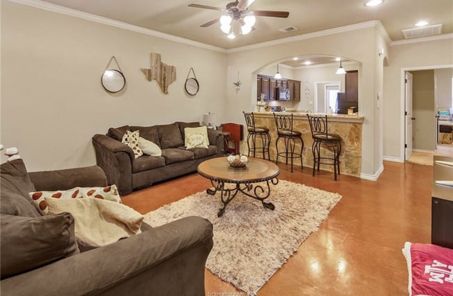 Photo - 3207 Papa Bear Dr