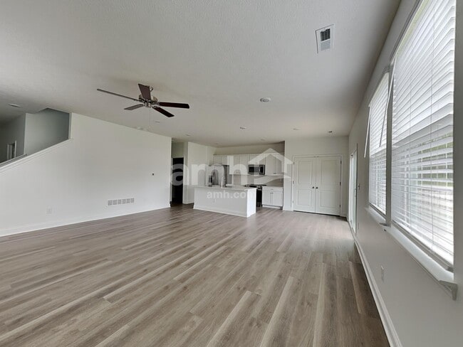 Photo - 301 Pne Hl Ct