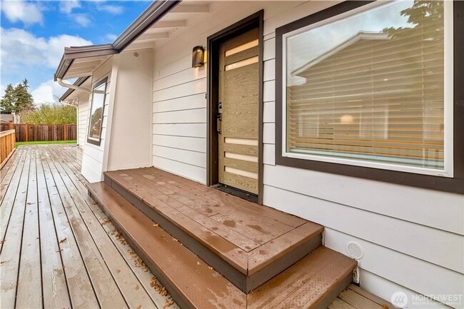 Photo - Lower Kennydale 3 bed/2 bath Rambler!