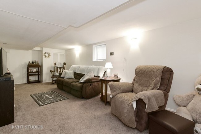 Photo - 5600 N Marmora Ave Unidad 1