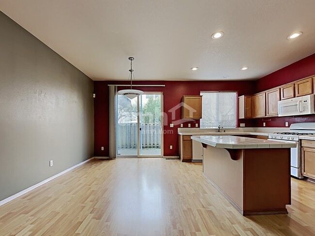 Photo - 17633 SW Falling Leaf Ct