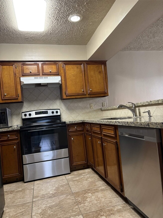 Photo - 9711 Pine Pass Dr Unit B