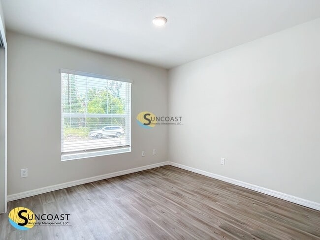 Photo - 11050 Reims Ave