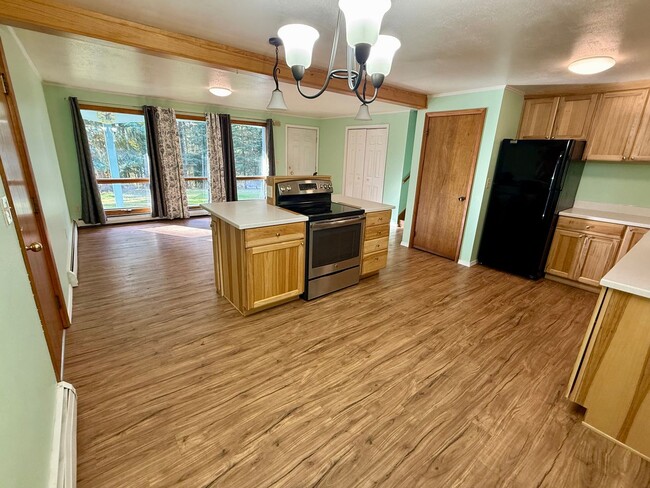 Photo - Beautiful 3 bd, 2 bath home for rent in Fairbanks!