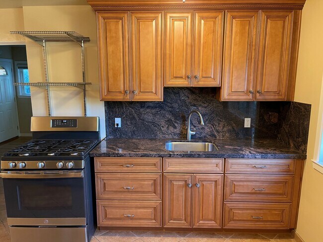 Photo - 171 Bryant Street