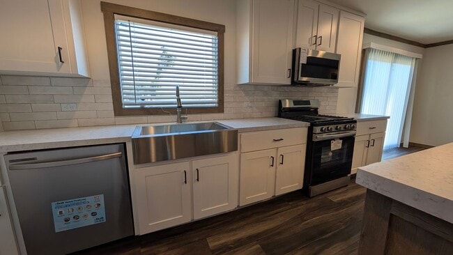 Photo - 2716 Bryan Ct SW